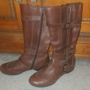 Kelly and Katie brown boots